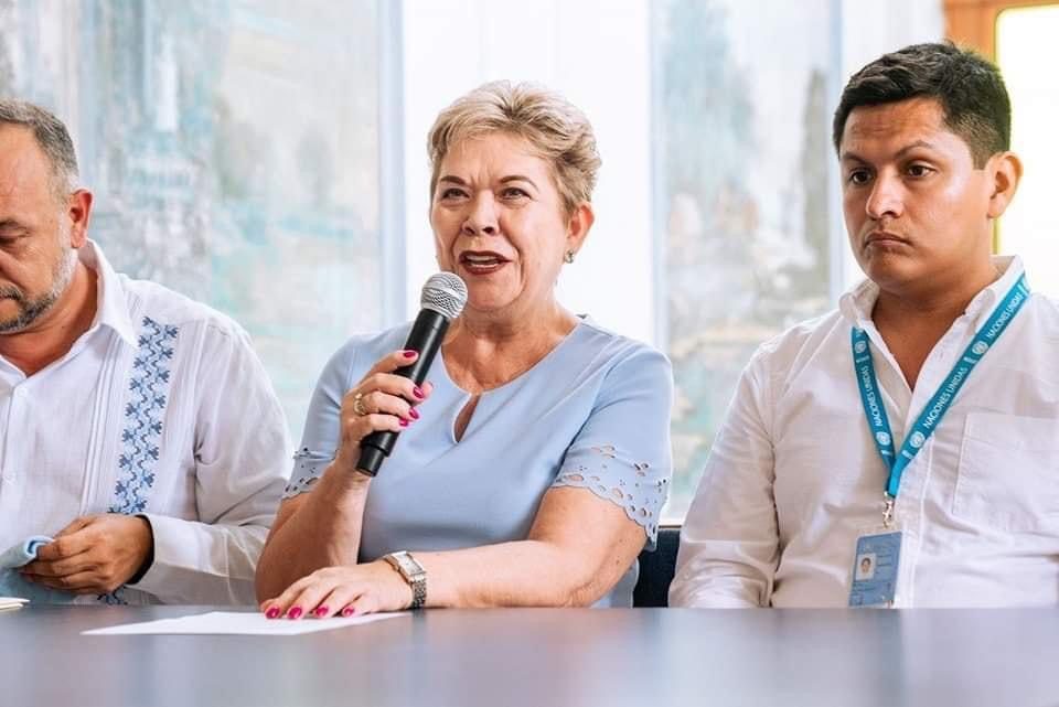 Leticia Araiza hablando