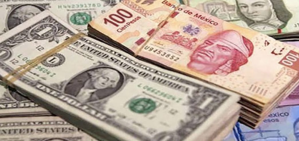 Imagen con dolores y billetes mexicanos