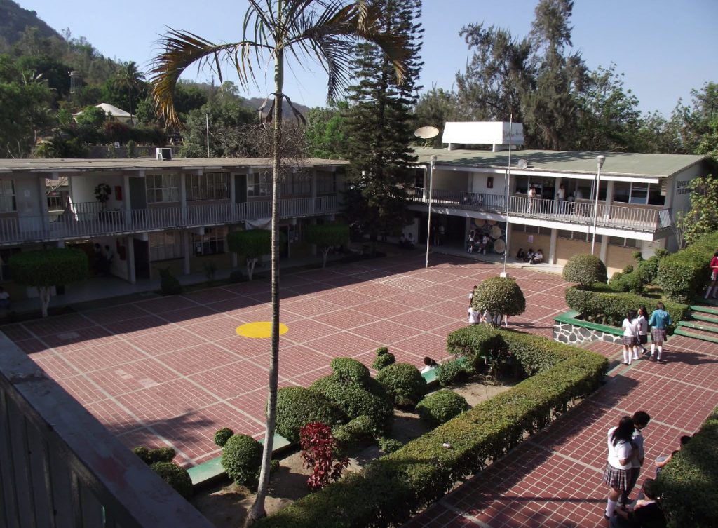 Tensión en el Conalep Tepic por estudiante con réplica de arma 1