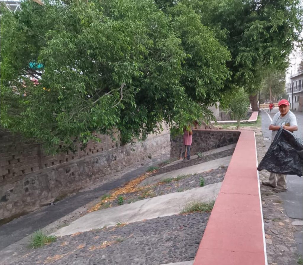 Ayuntamiento de Jala intensifica labores de desazolve en arroyos para prevenir afectaciones por lluvias 1 Jala intensifica labores de desazolve en arroyos