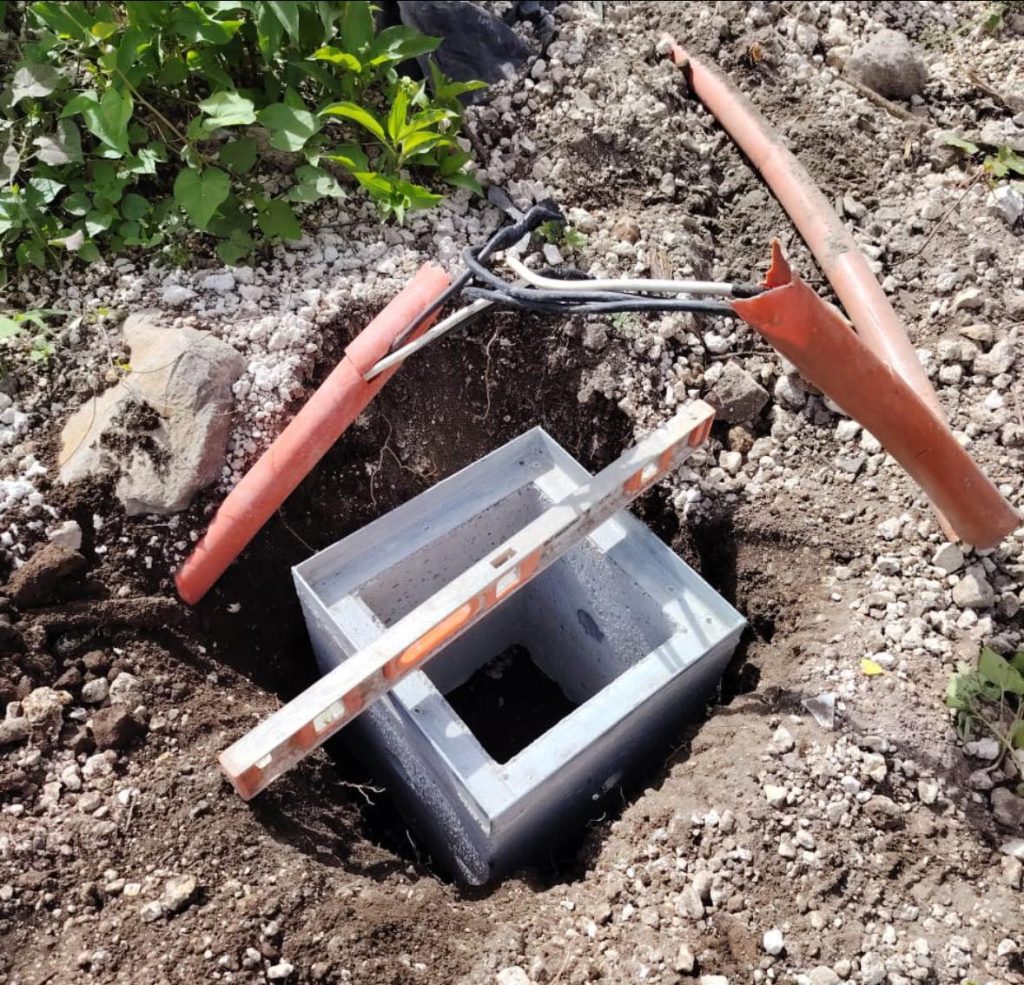 Ayuntamiento de Jala instala registros eléctricos en avenida Tampico para reforzar alumbrado público 2 Ayuntamiento de Jala instala registros eléctricos en avenida Tampico para reforzar alumbrado público