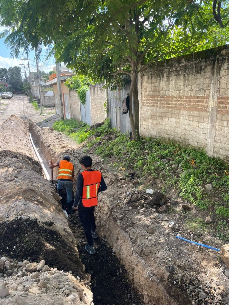 Tepic inicia rehabilitación del sistema de agua potable en colonias El Pedregal y Ampliación El Pedregal