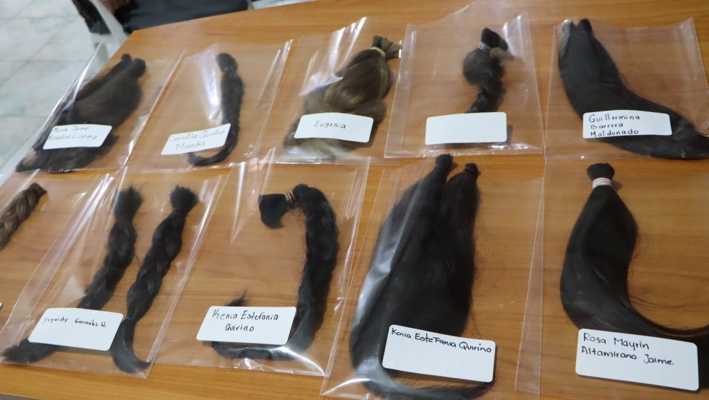 Donación de cabello en Ahuacatlán fortalece apoyo a mujeres y niñas en tratamiento oncológico
