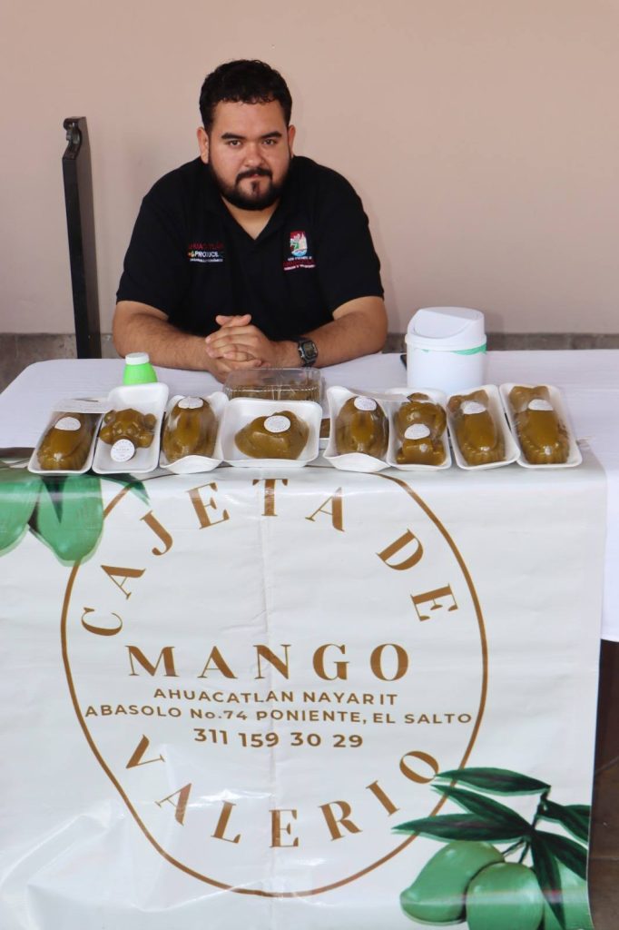 Ahuacatlán impulsa el consumo local con la Expo Ahuacatlán Produce