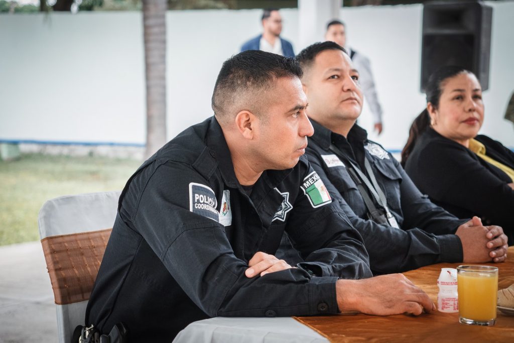 Xalisco participa en mesa de diálogo regional para fortalecer la paz y el bienestar social