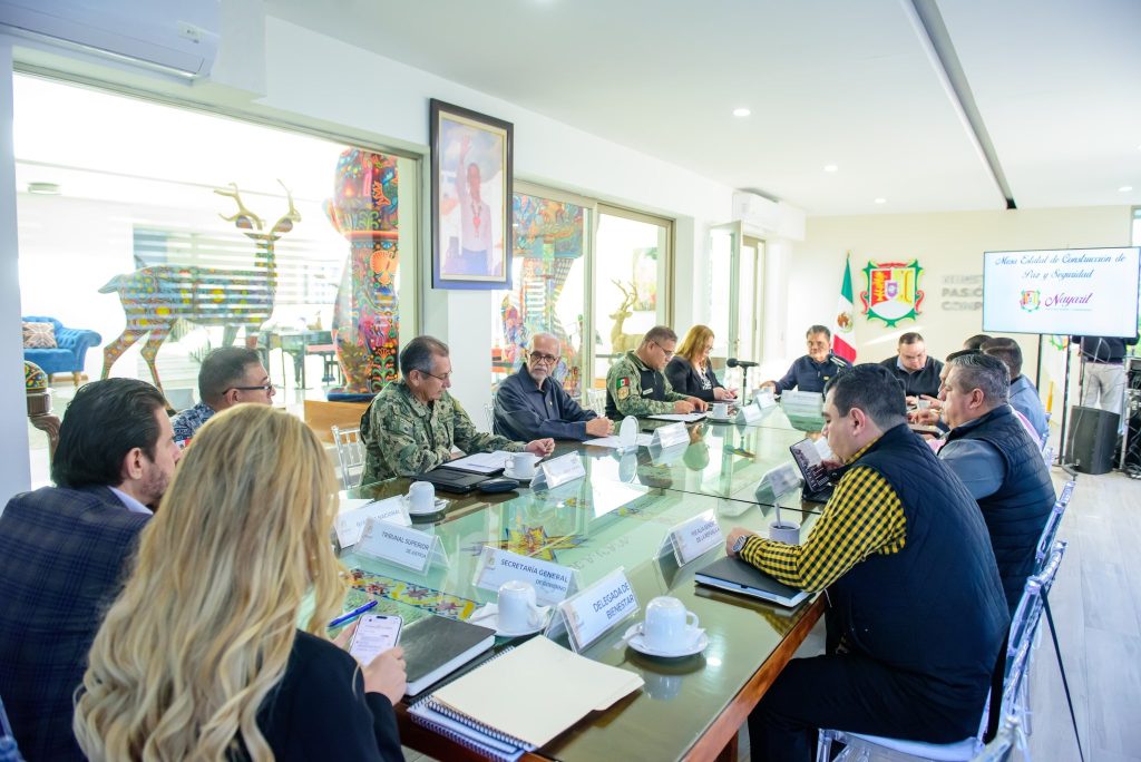 Gobernador revisa avances de seguridad en Nayarit durante Mesa Estatal de Construcción de Paz 2 Gobernador revisa avances de seguridad en Nayarit durante Mesa Estatal de Construcción de Paz