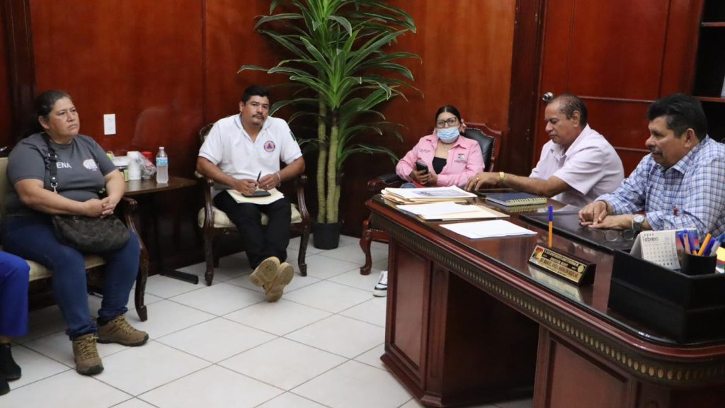 Presidente municipal dialoga con Santuario Salvando Huellas para fortalecer la protección animal