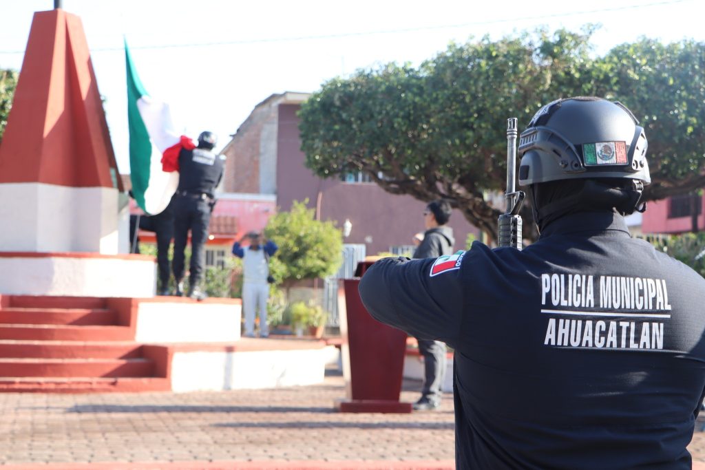 Ahuacatlán conmemora el Día de la Bandera con ceremonia cívica encabezada por el Ayuntamiento 1 Ahuacatlán conmemora el Día de la Bandera con ceremonia cívica encabezada por el Ayuntamiento