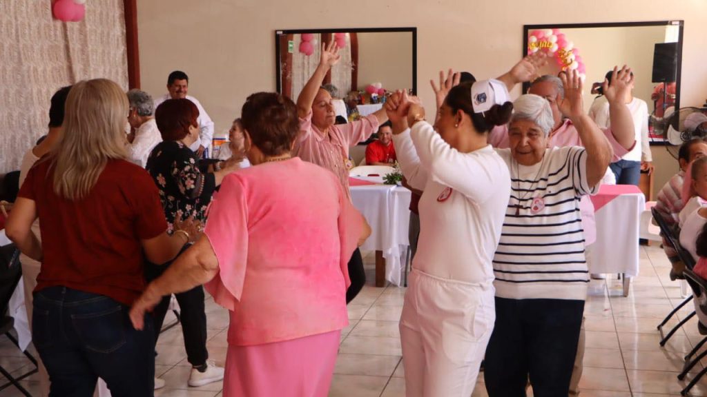 Casa de Día “Felices por Siempre” celebra su primer aniversario con adultos mayores