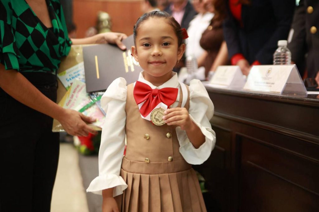 Concluye el XXXVI Concurso Estatal de Oratoria Juan Escutia 2026 en el Congreso de Nayarit