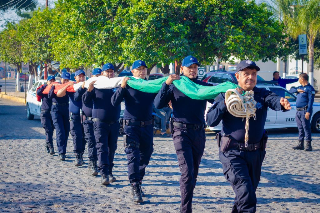 Jala conmemora el Día de la Bandera con acto cívico en la cabecera municipal