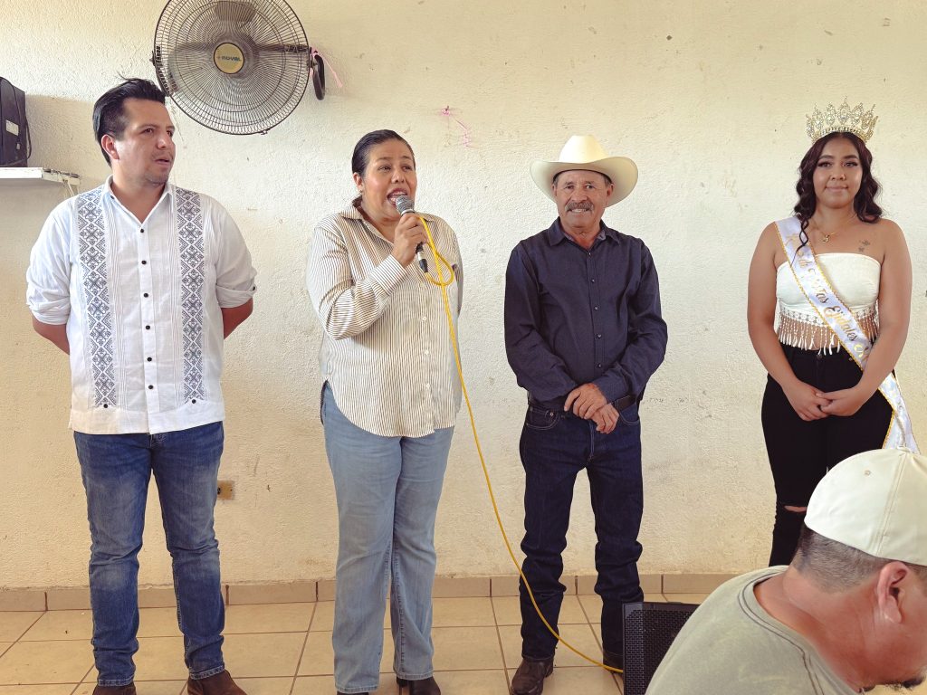 La presidenta Xóchitl Velazco acompaña las fiestas ejidales de Milpillas Bajas en San Pedro Lagunillas 1 La presidenta Xóchitl Velazco acompaña las fiestas ejidales de Milpillas Bajas en San Pedro Lagunillas