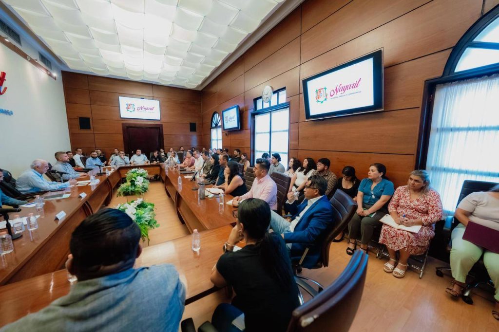 Miguel Ángel Navarro fortalece la planeación de obras prioritarias para el desarrollo de Nayarit