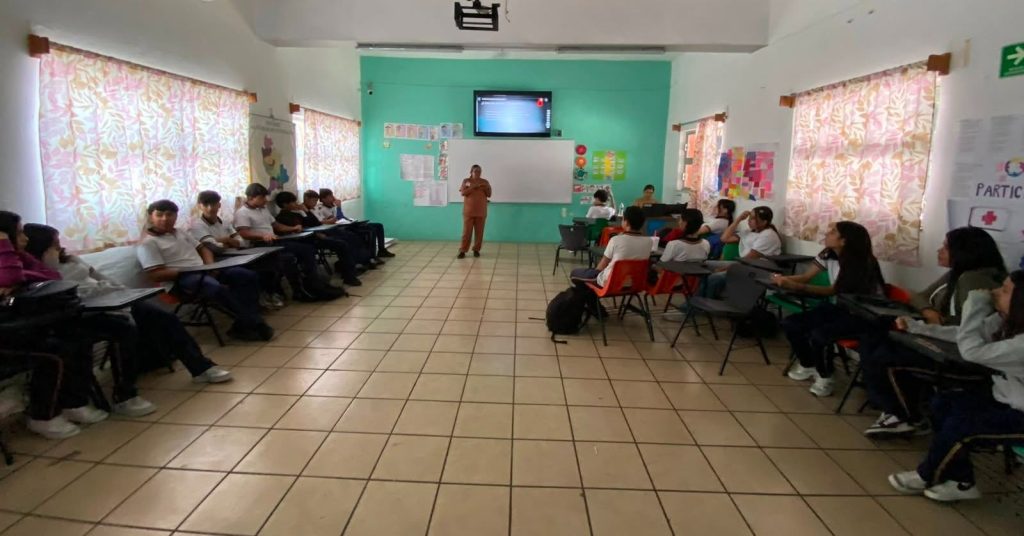 Prevención y salud fortalecen el bienestar estudiantil en Ahuacatlán 1 Prevención y salud fortalecen el bienestar estudiantil en Ahuacatlán