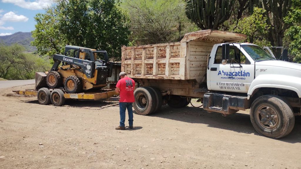 Limpieza de camino Uzeta fortalece la seguridad vial durante la temporada de lluvias 1 Limpieza de camino Uzeta fortalece la seguridad vial durante la temporada de lluvias