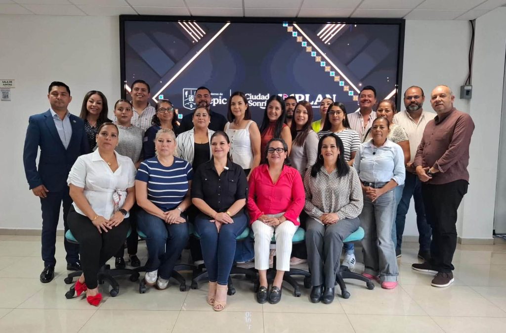 Instalan en Tepic el Grupo Municipal para la Prevención del Embarazo en Adolescentes 1 Instalan en Tepic el Grupo Municipal para la Prevención del Embarazo en Adolescentes