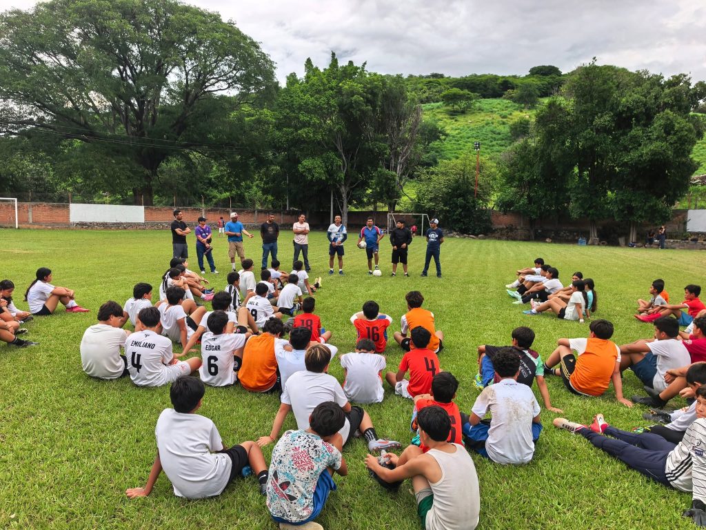 Amatlán de Cañas fortalece el deporte con la incorporación de entrenador de trayectoria nacional 2 Amatlán de Cañas fortalece el deporte con la incorporación de entrenador de trayectoria nacional