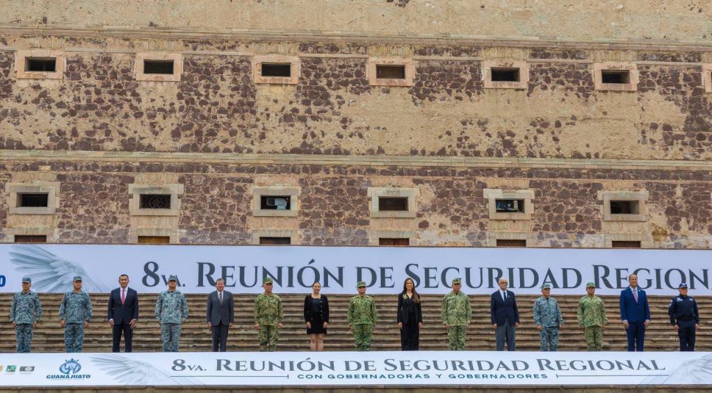 Miguel Ángel Navarro fortalece la coordinación interestatal durante reunión regional de seguridad en Guanajuato