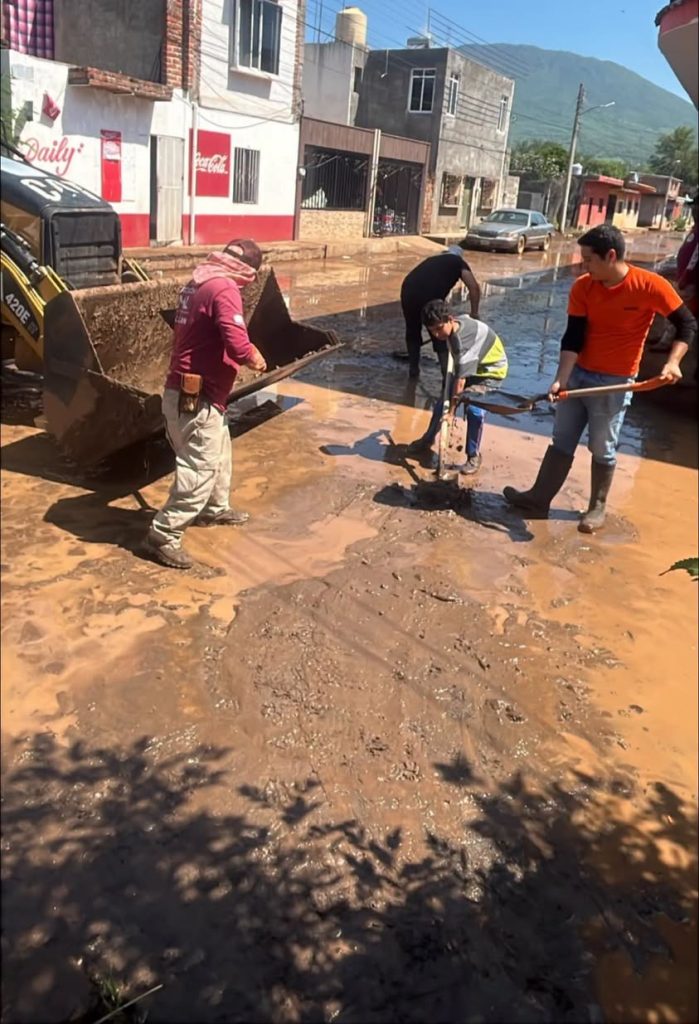 Protección Civil mantiene atención permanente tras contingencia en Ahuacatlán