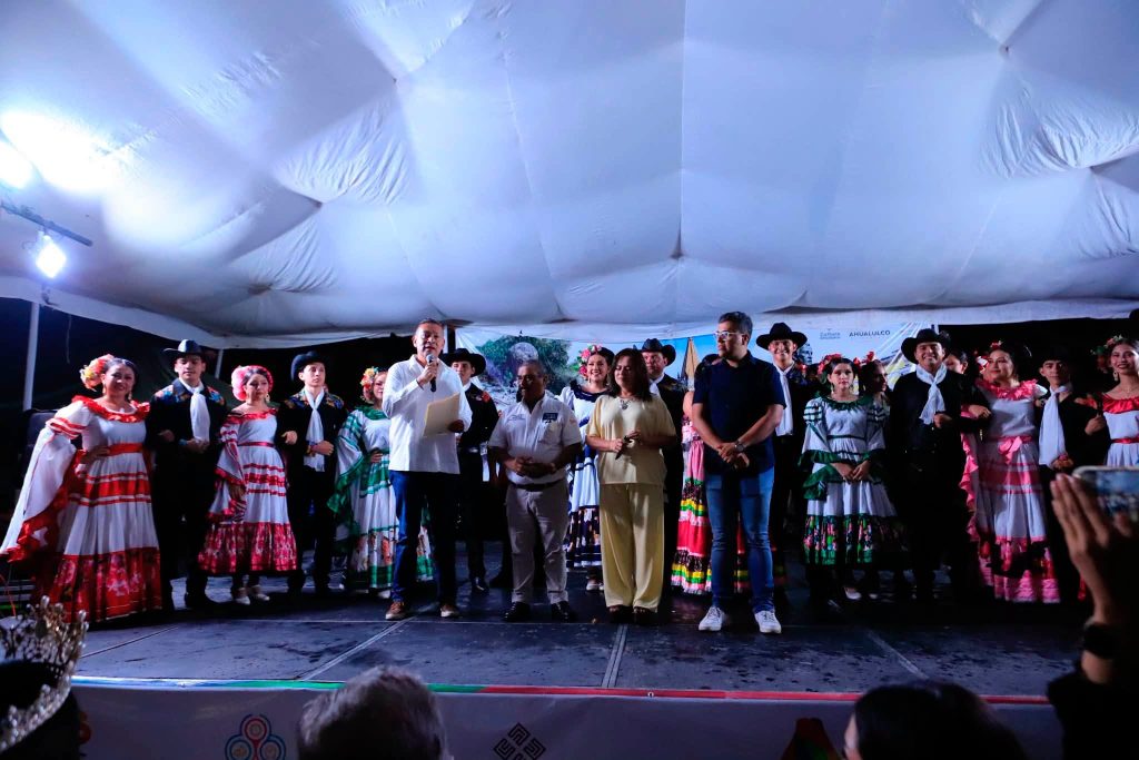 Noche cultural fortalece la identidad y la hermandad entre San Blas y municipios hermanos