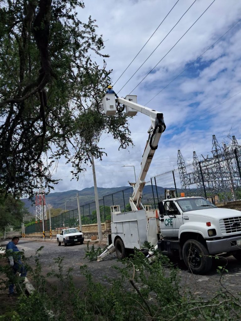 Servicios Públicos realiza obras de mejoramiento urbano y mantenimiento en Ahuacatlán 1 Servicios Públicos realiza obras de mejoramiento urbano y mantenimiento en Ahuacatlán