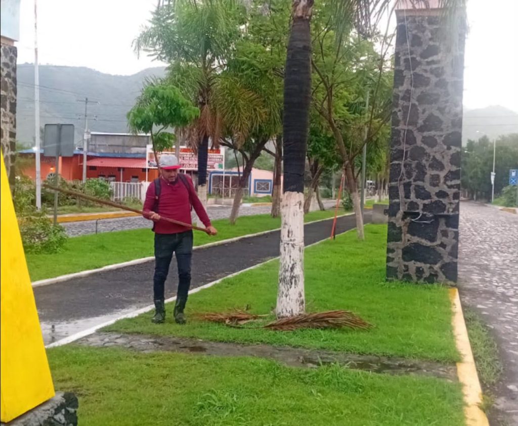 Jala fortalece el mantenimiento de espacios públicos previo a la temporada vacacional