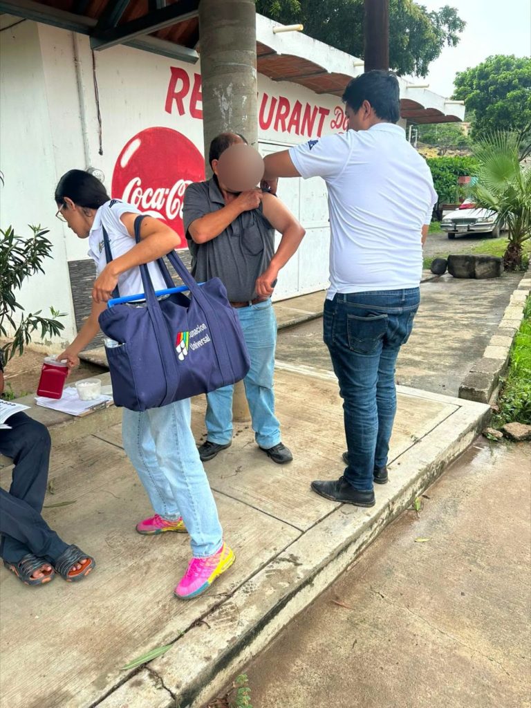 Salud y Protección Civil  atienden a familias afectadas en Tepuzhuacán