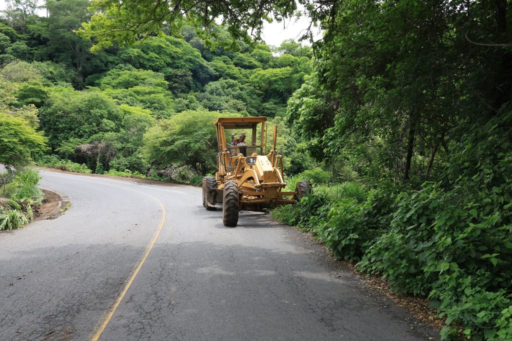 Amatlán de Cañas avanza con limpieza y desazolve en la carretera El Rosario-Tepozhuacán 1 Amatlán de Cañas avanza con limpieza y desazolve en la carretera El Rosario-Tepozhuacán