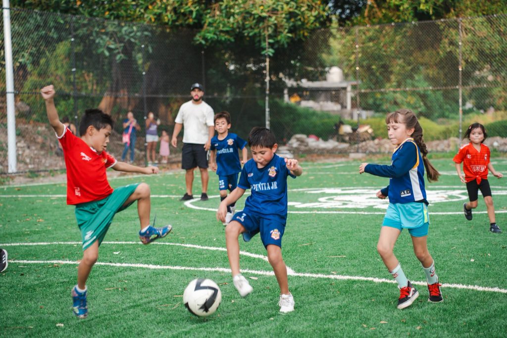 La Peñita de Jaltemba estrena cancha de Fútbol 5 para fortalecer el deporte y la convivencia 2 La Peñita de Jaltemba estrena cancha de Fútbol 5 para fortalecer el deporte y la convivencia