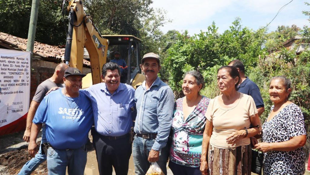 Arranca en Valle Verde obra de empedrado ahogado en la Prolongación Amado Nervo 2 Arranca en Valle Verde obra de empedrado ahogado en la Prolongación Amado Nervo
